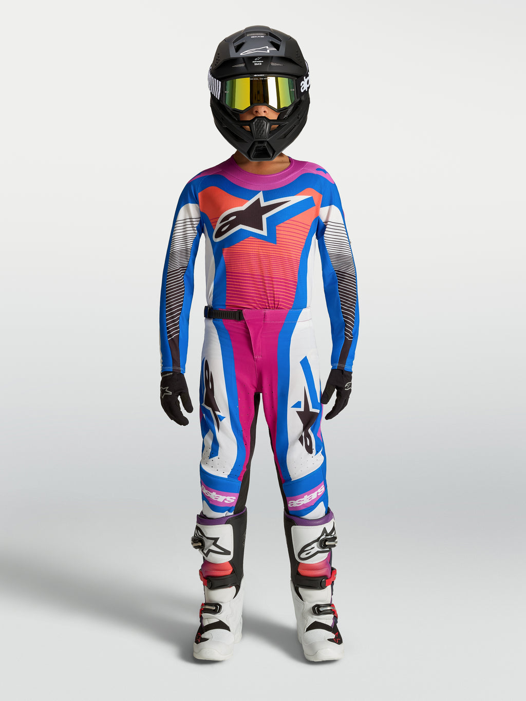 Alpinestars jeugd Supertech Maven jersey en kledingset, blauw en koraalrood, complete motorcrossuitrusting voor kinderen.