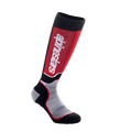 Chaussettes Alpinestars Youth MX Plus, chaussettes de motocross pour enfant, noir, gris et rouge, avec logo blanc vertical sur le panneau rouge au tibia, construction technique monocouche avec zones en maille respirante, conçues pour les bottes de moto tout-terrain