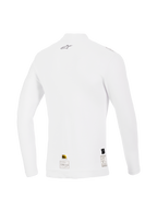 Alpinestars ZX Evo V3 Top met lange mouwen, wit, achteraanzicht, vlambestendige baselayer voor autoracen, voorzien van een klein grijs Alpinestars-logo op de bovenrug en certificeringslabels bij de zoom, performance-pasvorm met zachte textuur