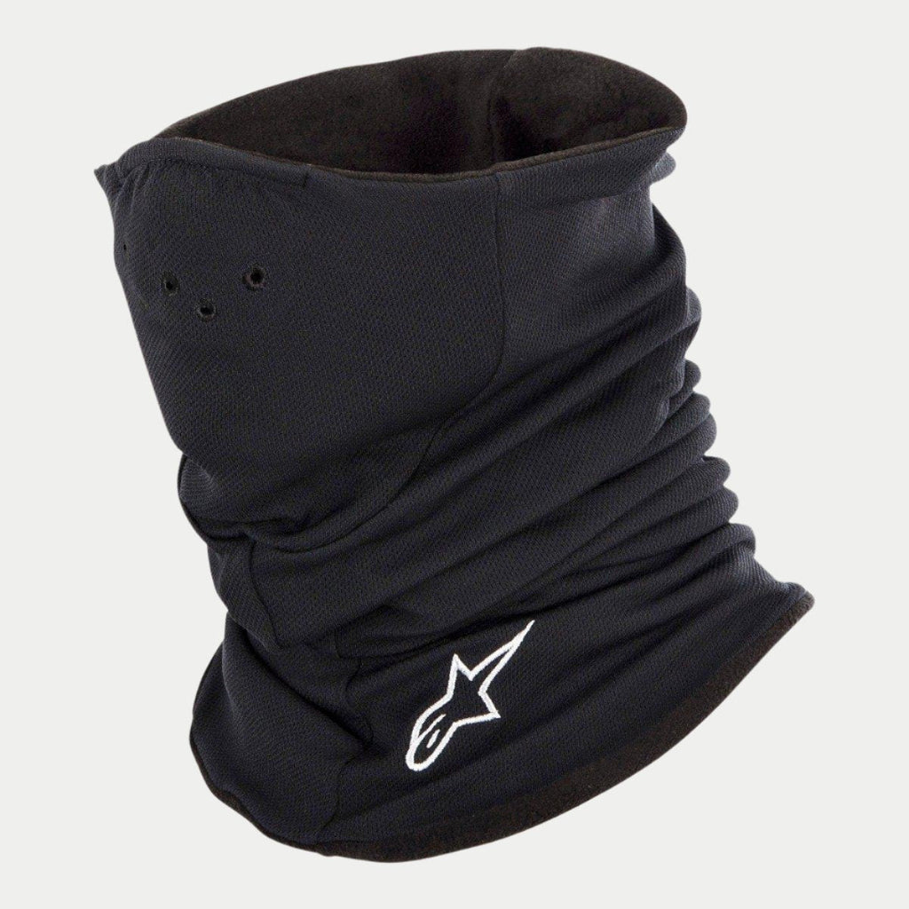 Alpinestars Tech Neck Warmer, noir, cache-cou de moto avec doublure en polaire, logo Alpinestars blanc brodé, petits trous d'aération pour la respirabilité, et construction élastiquée pour la protection contre le vent