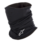 Alpinestars Tech Neck Warmer en Noir, cache-cou de moto avec logo blanc brodé, doté de trous d'aération et d'une doublure en polaire double couche pour une protection thermique et une résistance au vent froid.