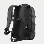 Alpinestars AMP3-rugzak, technische motorrugzak, zwart, achteraanzicht met 3D-mesh rugpaneel, verstelbare gewatteerde schouderbanden met magnetische borstsluiting en taillebanden, compressiegespen aan de zijkant, duurzaam ontwerp van poly-stof