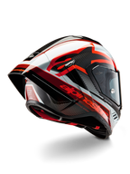 Alpinestars Supertech R10 Team Helm, integraal racehelm, glanzend zwart carbon, rood en wit, aerodynamisch ontwerp met achterspoiler en zichtbare koolstofvezeltextuur, voorzien van opvallende Alpinestars-logo's en DOT-certificeringslabel
