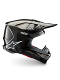 Alpinestars Supertech M10 Solid motocrosshelm, zijaanzicht, zwart glanzend carbon, carbonvezelschaal, peakvizier en ventilatiepoorten voor off-road rijden