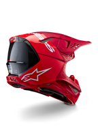 Alpinestars Supertech M10 Flood helm, motorcrosshelm, rood en fluo rood, matte en glanzende afwerking, achterprofielaanzicht met wit Alpinestars-logo en koolstofvezel accenten, aerodynamisch ontwerp met meerdere ventilatieopeningen, hoogwaardige off-road hoofdbescherming