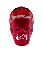 Alpinestars Supertech M10 Flood-helm, motorcrosshelm, rood en fluo rood met matte en glanzende afwerking, bovenaanzicht met opvallende Alpinestars branding en logo, geavanceerde aerodynamische schaal met geïntegreerde ventilatieopeningen voor off-road racen