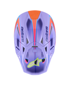 Alpinestars Supertech M10 Jett Lawrence R01 helm, motocrosshelm, paars met roze en oranje graphics, bovenaanzicht met ventilatieopeningen en aerodynamische schaal, neongeel sterlogo op het vizier, geavanceerde koolstofvezelconstructie voor off-road racen