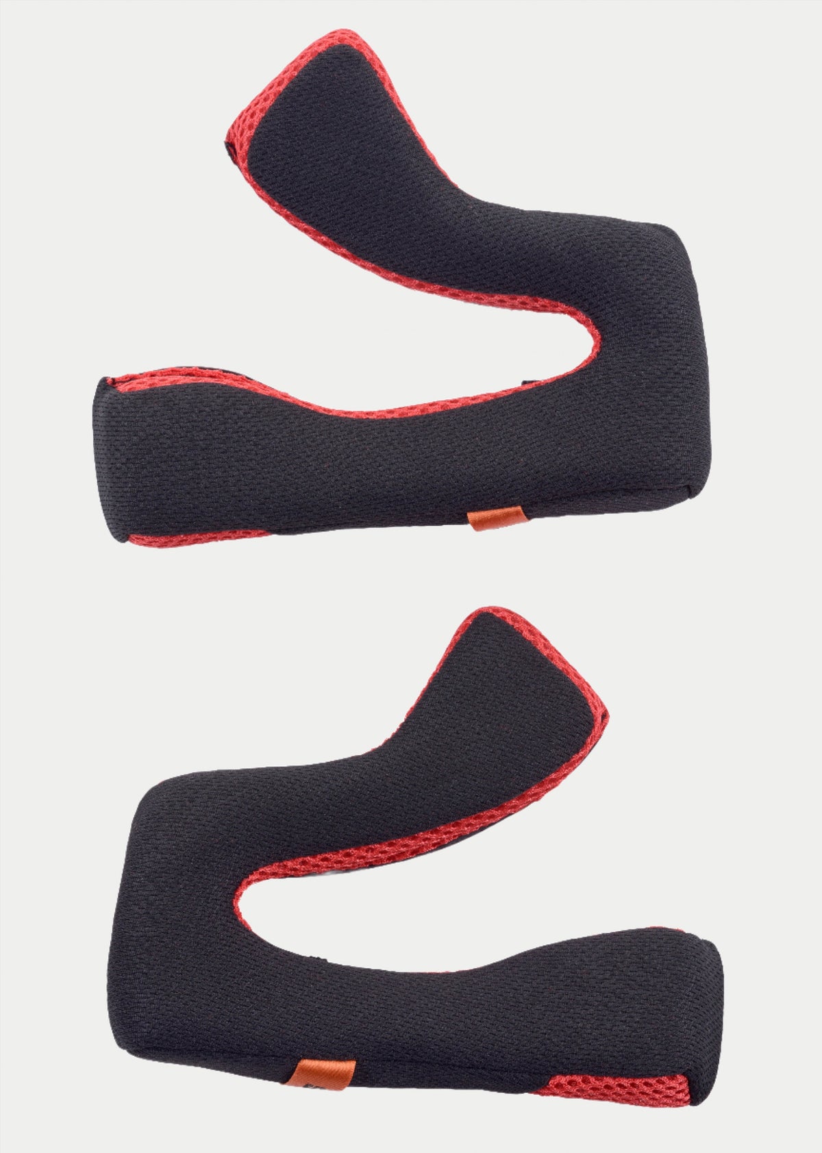 Alpinestars S-M5 Wangkussenset +5 mm, helmaccessoire, zwarte vulling met rode mesh-accenten, ergonomisch gevormd ontwerp voor een nauwsluitende pasvorm, oranje ontgrendelingstabs, vervangend interieur voor S-M5 motorcrosshelmen