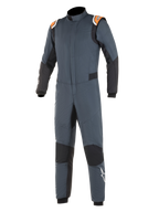 Combinaison Alpinestars Hypertech, combinaison de course automobile, gris asphalte et noir avec accents orange fluo, dotée de panneaux extensibles noirs, d'épaulettes orange et d'un logo étoile blanche sur la jambe, construction ignifugée à deux couches pour la performance en sport automobile