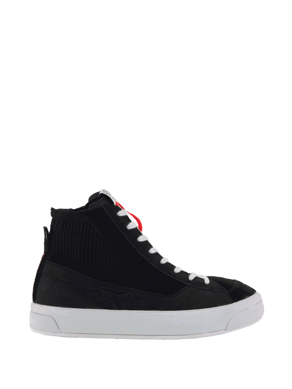 Alpinestars Stella Stated Podium Shoes, baskets montantes pour femme, noir et blanc, texture côtelée à la cheville, lacets blancs, épaisse semelle vulcanisée blanche, boucle rouge au talon, design urbain avec motif latéral embossé