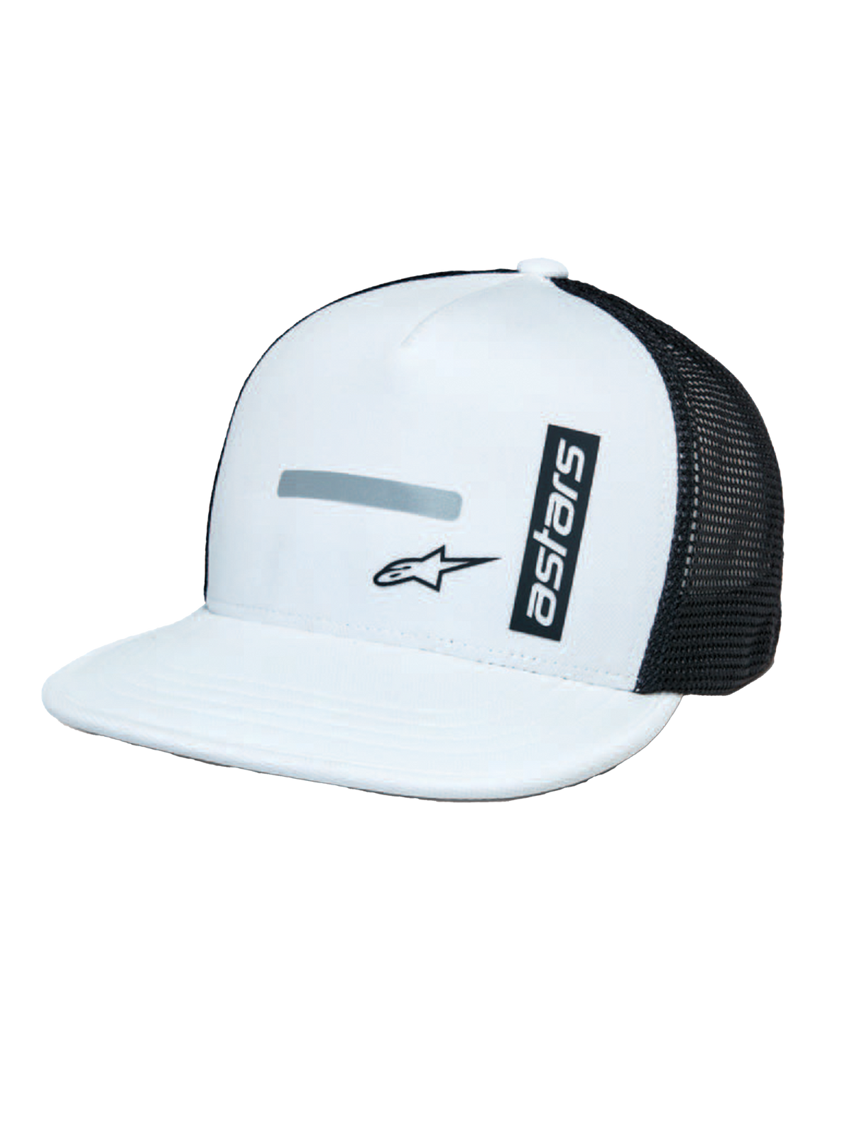 Alpinestars Alter Trucker Hat, blanc et noir, couronne blanche structurée et visière plate, panneaux arrière en mesh noir, marquage vertical « astars » et logo réfléchissant, couvre-chef décontracté inspiré du sport automobile